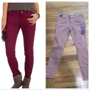 No Boundaries Juniors Classic Skinny